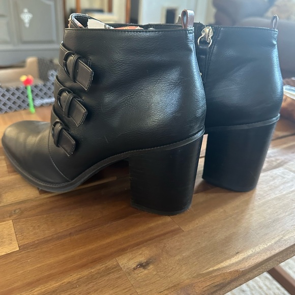 Dr. Scholl’s “Leave It” Bootie~ Black 9M - Picture 4 of 6